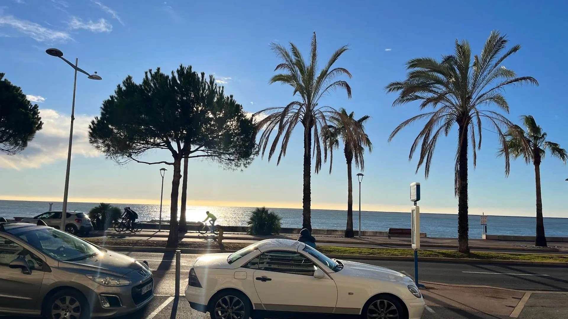 Apartment Nice Appartement En Bord De Mer Avec Piscine - Jusqu'A 6 Personnes